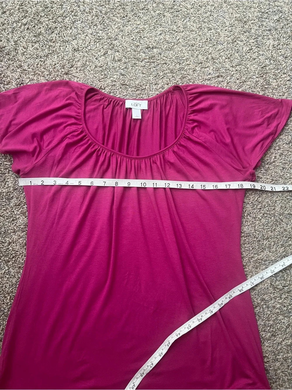 Ann Taylor Loft chic Scoop Neck Short Sleeve Top in Pink - Picture 6 of 7